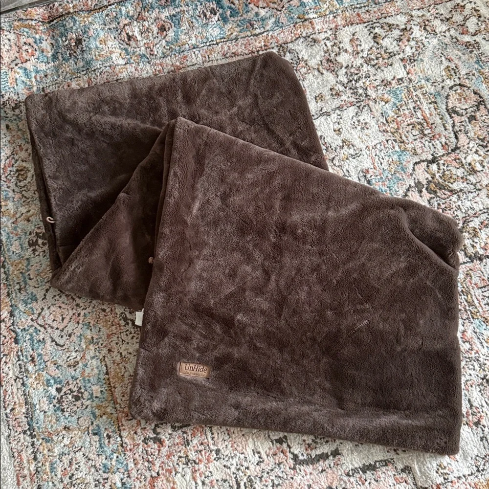 NEW- Unhide Lil' Marsh Blanket in Chocolate Hare